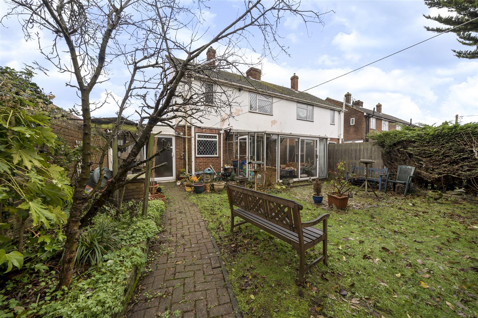 Lunsford Lane, Larkfield, Aylesford Simon Miller & Company